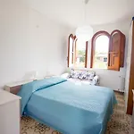 Вилла Silvia By In Palermo *