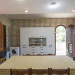 Вилла Silvia By In Palermo