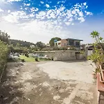 Вилла Silvia By In Palermo Кастельдачча