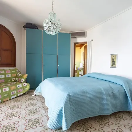 Villa Silvia By In Palermo Casteldaccia