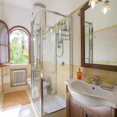Villa Silvia By In Palermo Casteldaccia