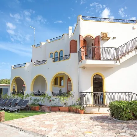 Villa Silvia By In Palermo Casteldaccia