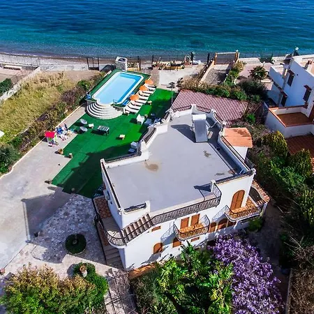 Silvia Villa Casteldaccia