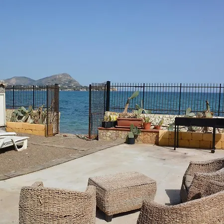 Villa Silvia By In Palermo Casteldaccia